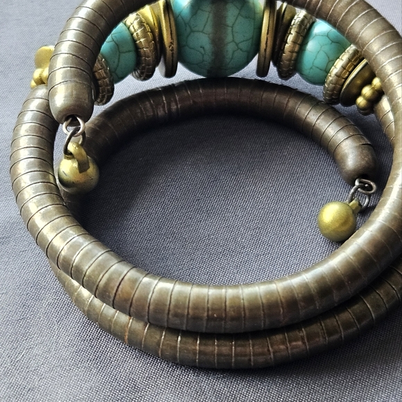 Malkin Cuff Bracelet - Picture 2 of 3